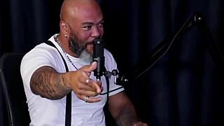 Sweet Karolzinha Gives Tips and Talks Content