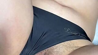 Joven 18 A�itos Se Folla Y Monta Al Mejor Amigo De Su Novio Porque Tiene Auto Que Rico Grita De Placer