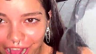 Pov de halloween da bruxinha debora prado batendo punheta no meu pau grande