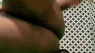 Rasgando Meu Cuzinho De Crente Com Pau Gigante