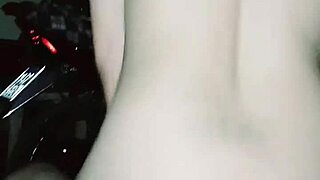 I'm seducing the neighbor with sensual twerking and creampies inside.