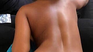 Caiu na net famosinha tem videos expostos transando com namorado dotado