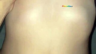 Joven 18 A�itos Se Folla Y Monta Al Mejor Amigo De Su Novio Porque Tiene Auto Que Rico Grita De Placer