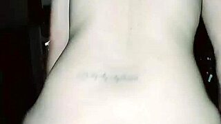 I'm seducing the neighbor with sensual twerking and creampies inside.