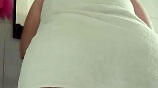 Madura Caliente En La Ducha Se Prepara Para Ir A Coger!