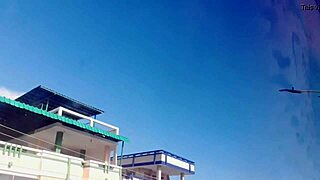 want neighbors to see me masturbate 😏