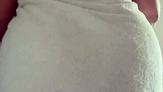 Madura Caliente En La Ducha Se Prepara Para Ir A Coger!