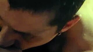 Driftwood and barefoot Kontessa, let's head down south for some shaved pussy licking action.