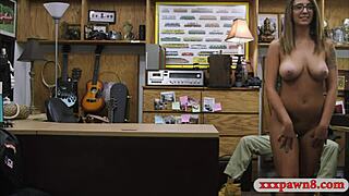 i see my busty lady get her twat fuckd by pawn keepr