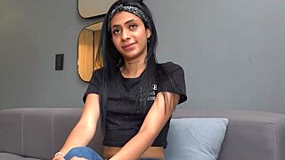 real amateur latina teen gripping huge dick with tight pussy?