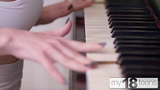 Hot brunette girl explores solo with toys