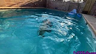 Pool Side BJ in 4K - Thefoxxxlife POV