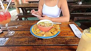 Tinder Girl Pays with Pussy After Dinner Invitation