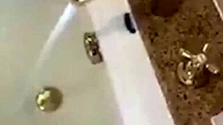 Sexy arabian snowwhite does masturbation dance and modeling in la shower 😍