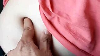 Hey, ever tried a relaxing belly button massage like this?