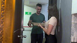 Hot Latina Fucks White Pizza Delivery Guy