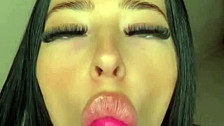 Horny Teen Slut Masturbates on Webcam 😍