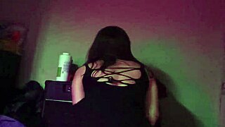 my wife dances and sucks it good