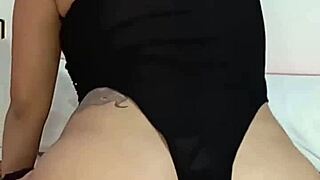 big ass colombian shakes and squirts for you