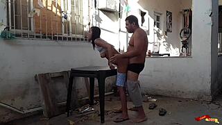 Fudendo No Quintal Com A Baby-Sitter- Anal Teen 18+