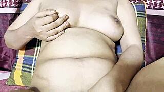 college girl fingering her pussy in the washroom