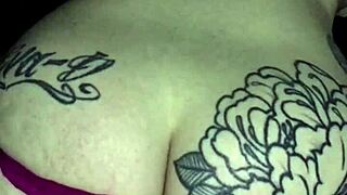 neon flamingo s5 with european milfs 😍