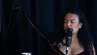 Safada Demonstra Seu Boquete Depois De Dizer Que A Cria��o De Conte�do � Um Investimento A Longo Prazo - Ga�cha Yasmin Sheer Red