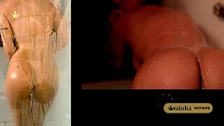 tomando aquele banho gostoso e provocando o fotógrafo