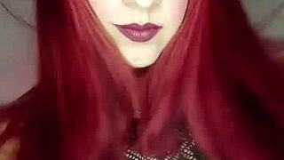 Your girlfriend is waiting hot and ready for some ass fucking at the gym 😏