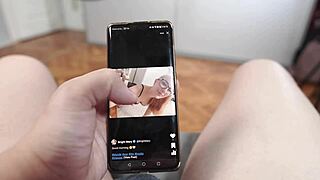 I became a fan of a girl on site and she showed up to thank me by giving a blowjob and facial