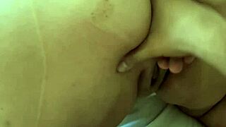 juicy pawg shakes big ass near webcam