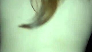 enterrandole la verga a mi esposa caliente en el culo