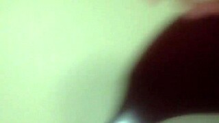 con aceite por que le duele, bent over in doggystyle