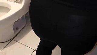 me cojo a la sirvienta?