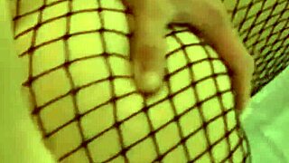 Me encanta calentarle la polla antes de follar