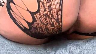 Thick curly lightskin bounces fat ass on bbc.