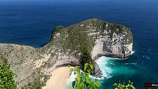 Teen does crazy cumwalk on crowded beach almost caught