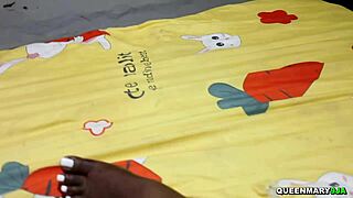 Horny ebony amateur rides and fingers in missionary, hardcore creampie without condom for real cock sweetness