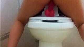 Petite girlfriend sends homemade masturbation video to boyfriend, but it gets leaked online