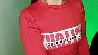 Descubro A Mi Novio Pajeandose Con Mi Gemela Le Dara El Cuero