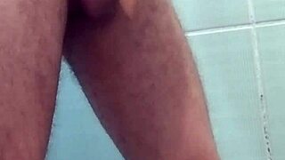 Teen masturbates huge cock to orgasm in bath with facial 😍