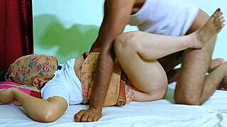 Watch how my brother-in-law fucked and filled my juicy pussy with cream.