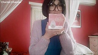 Chantal squirts with her new sex toy!