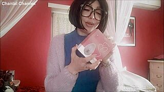 Chantal squirts with her new sex toy!