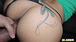 ed junior meets a novinha at the club, takes her to motel, fucks her raw without condom - first scene of the novinha complete on red and sheer!!