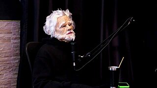 Morena com os lindos peitos de fora se exibindo fala que é mais seletiva não faz sexo anal e a sentada em um gordinho alice vasconcelos watch on sheer red