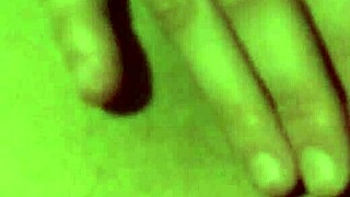 big pussy lips get stretched in this intimate show