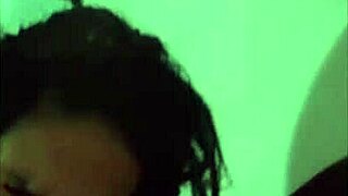 architect improves labor relations with workers