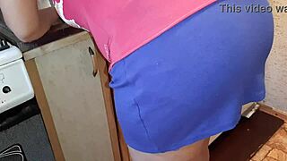 i secretly reached into my panties while stepsister prepared dinner