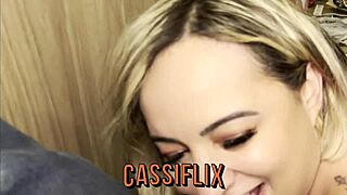 olha a tora de pau grosso que entrou no meu cu e encheu de porra quentinha ate escorrer tudinho - completo no cassiflix